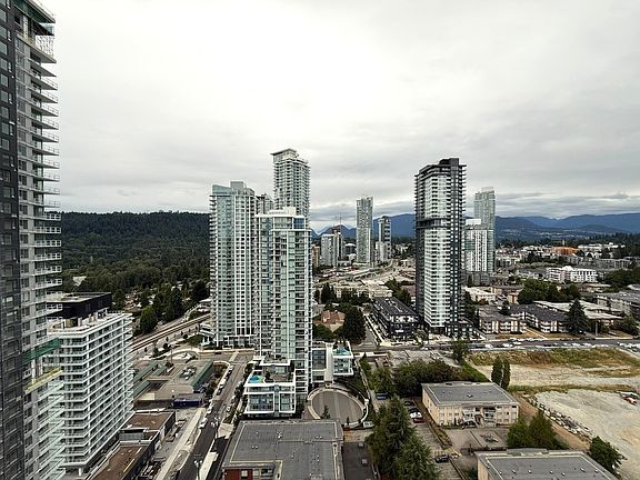 4th image of 657 Whiting Way #2802