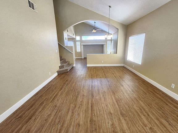 2nd image of 6265 Highland Gardens Dr