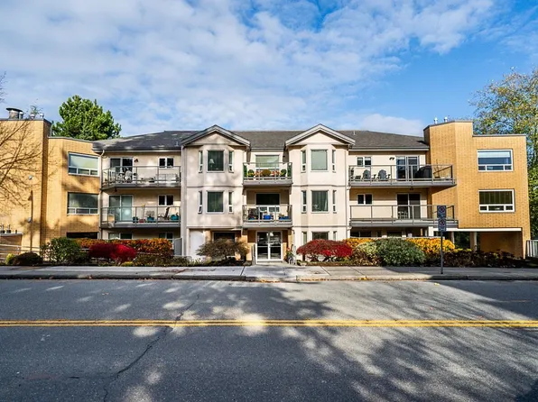 15255 18th Ave #212, Surrey, BC V4A 1W9