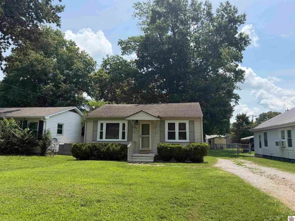 2632 Goodman St, Paducah, KY 42003