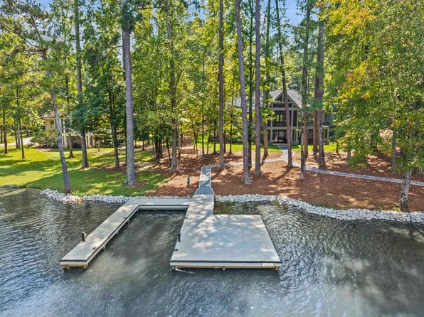 1281 Snug Harbor Dr, Greensboro, GA 30642