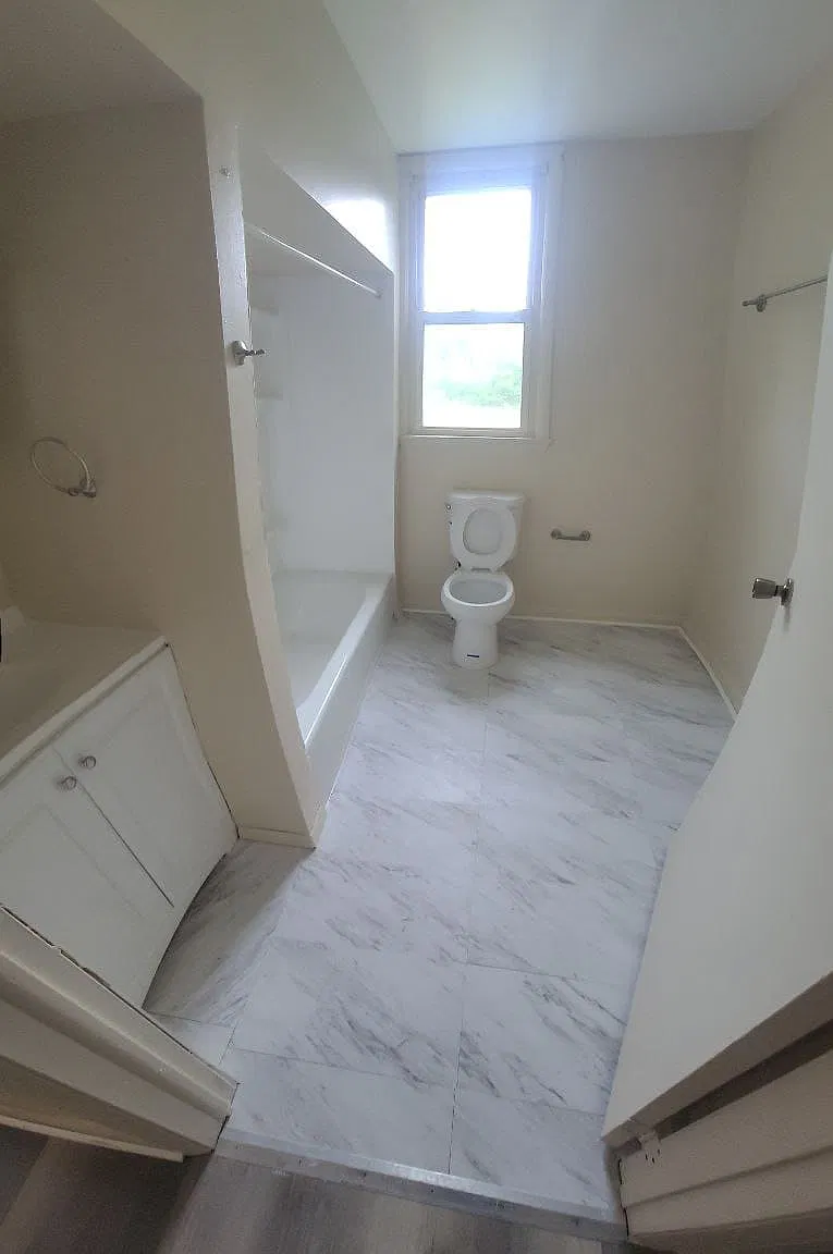 2 bed, 1.5 bath, 750 sqft, $1,800 — Photo 4