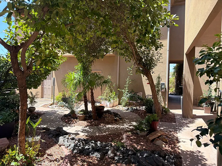 340 N Country Ln #24 — Photo 39