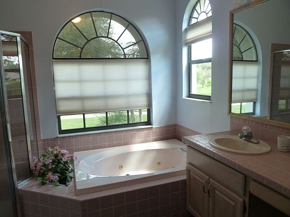 5th image of 2762 Jarvis Cir