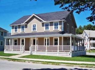220 Rogers St, Lowell, MA 01852