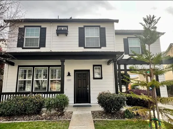 1311 Gianna Ln, Manteca, CA 95336