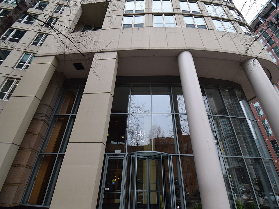 1st image of 345 N La Salle Dr #205