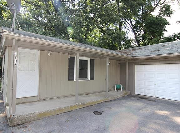 3rd image of 104 Noel Dr