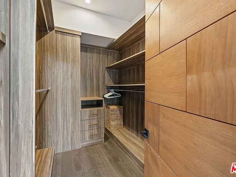 3712 Broadlawn Dr — Photo 42