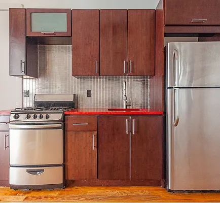 Rented by EXR | media 8