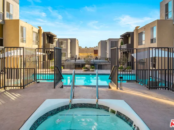 1745 Camino Palmero St APT 104, Los Angeles, CA 90046