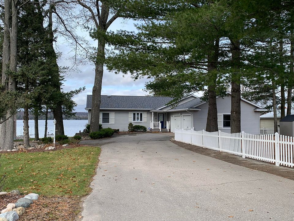 120 Lake Shore Dr, Lachine, MI 49753 Zillow
