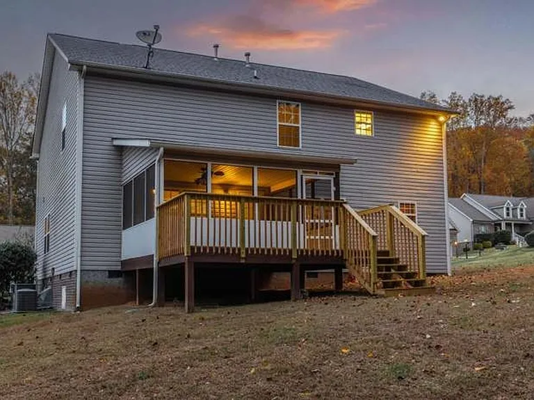 7160 Neville Dr — Photo 27