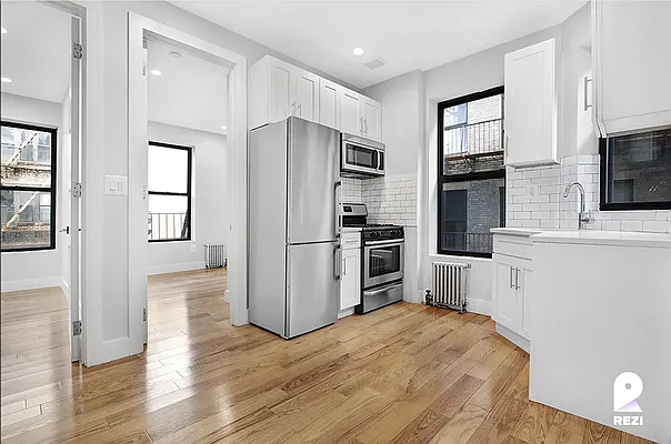 Rented by Green Line Realty | media 1