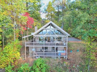 972 Black Bear Den Rd, Clayton, GA 30525