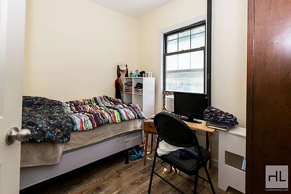 Rented by Highline Residential | media 42