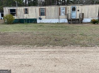 96 Annie Holt Rd, Glennville, GA 30427