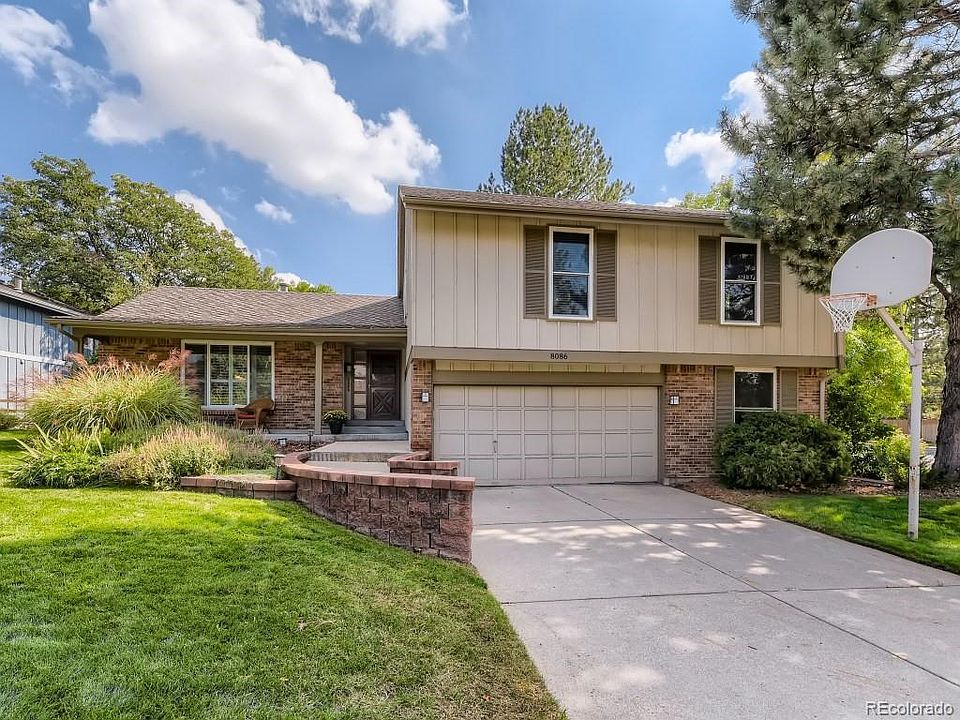 1st image of 8086 S Willow Ct