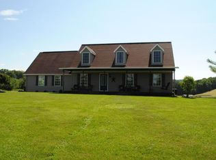 417 Confederate Ridge Dr, Crawley, WV 24931