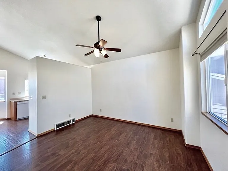 4275 Addax Ct — Photo 3
