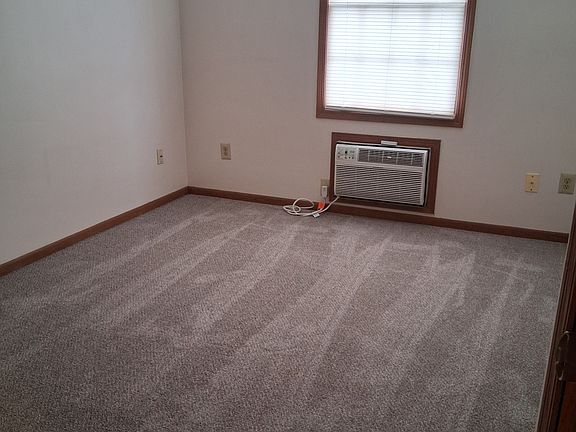 4th image of 635 Mumford Dr #C