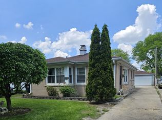 2223 Foster St, Evanston, IL 60201