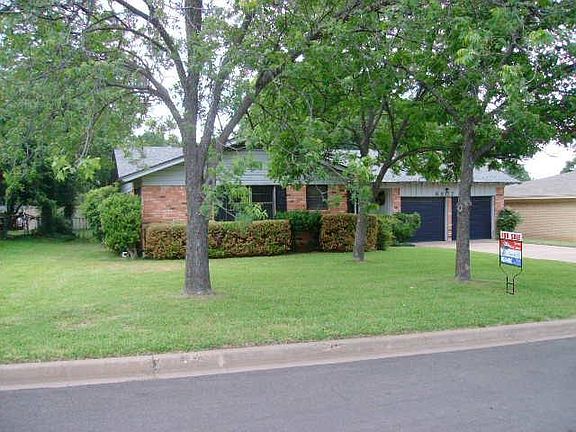 2nd image of 8807 Midway Dr