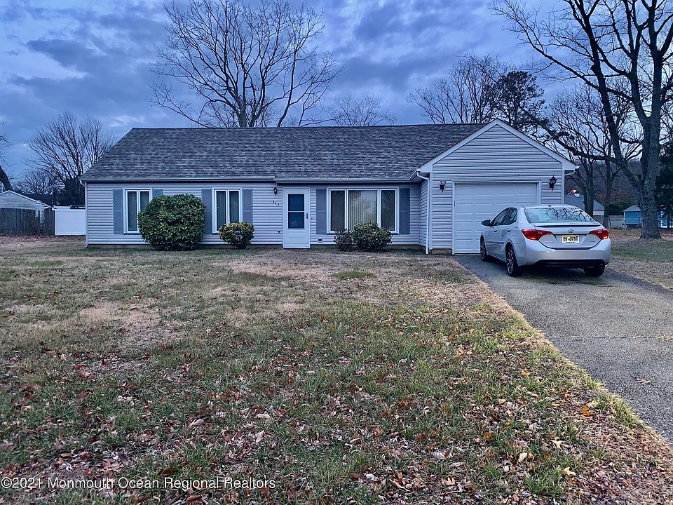 2nd image of 872 Buffalo Ct