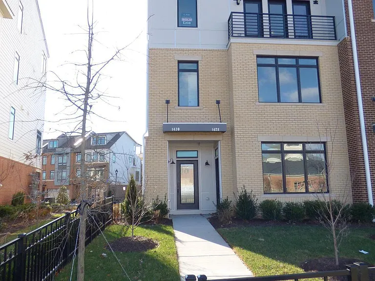 1428 Ribbon Limestone Ter SE #108 — Photo 27