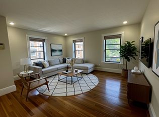 12 Dean Rd #U3a, Brookline, MA 02445