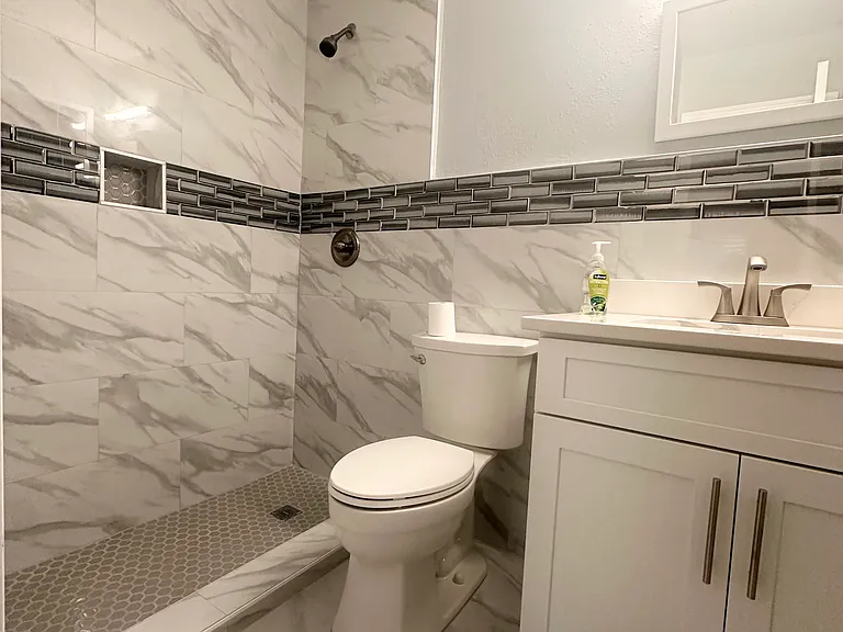 171 Springwood Cir #C — Photo 11