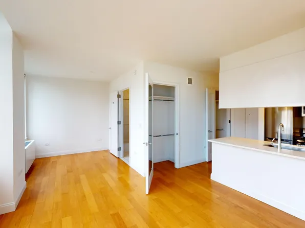 805 Columbus Avenue 11D image 3 of 9