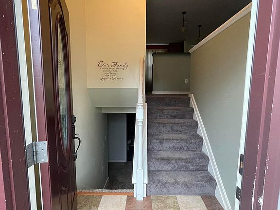 Entry way