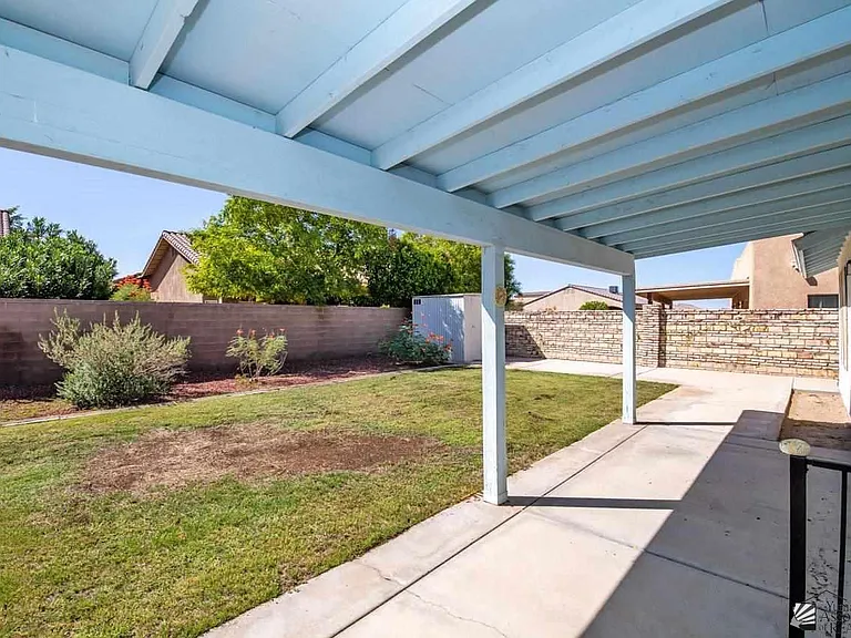 10313 E 38th Pl — Photo 17