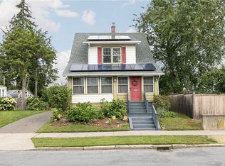 408 Courtland Ave, Bridgeport, CT 06605