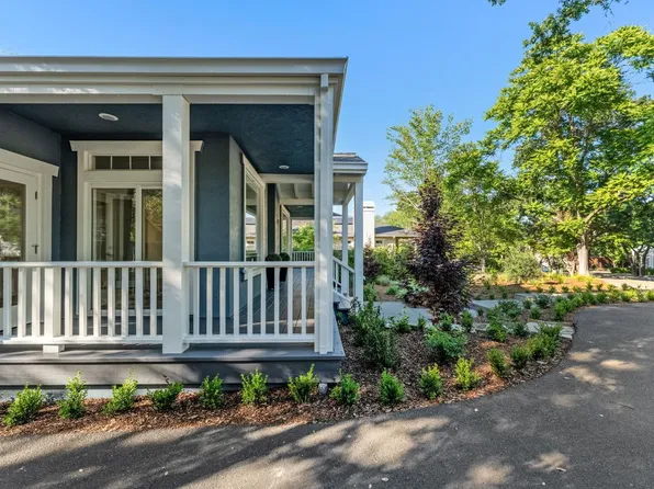 708 Hunt Avenue, St. Helena, CA 94574