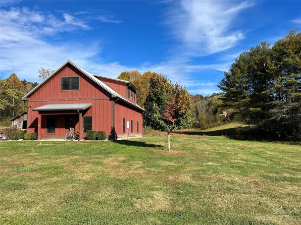 2607 Crab Creek Rd, Penrose, NC 28766