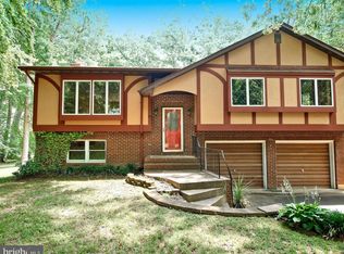 11 Hillman Ct, Aberdeen, MD 21001