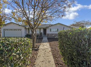 1781 Sunnyslope Ln, Hollister, CA
