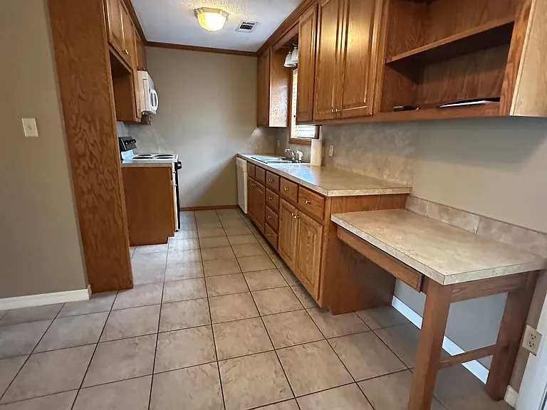 1312 Kim Cir — Photo 5
