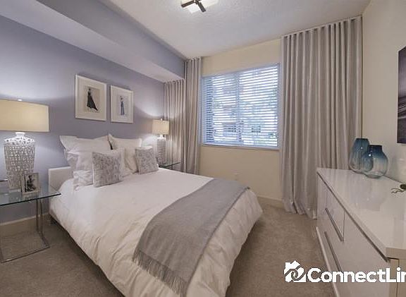 5th image of 2409 Main St #2824921