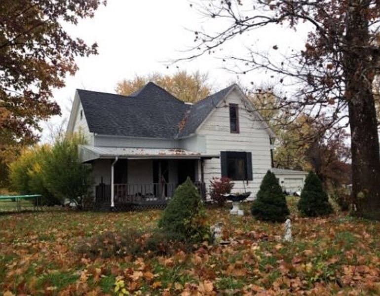 1st image of 213 N 5th St