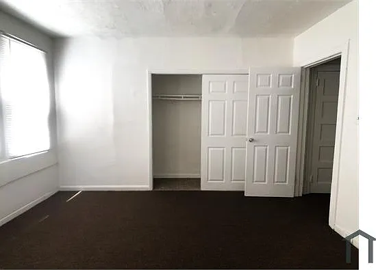 4929 N Franklin St — Photo 6