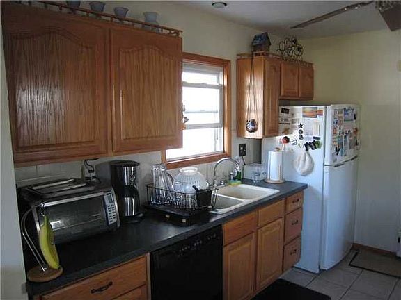 5th image of 22 Taunton Pl