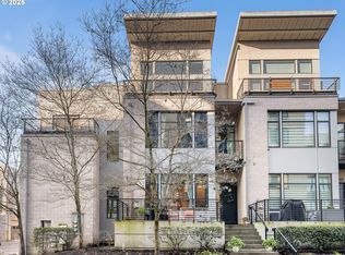 2108 NW 16th Ave, Portland, OR 97209