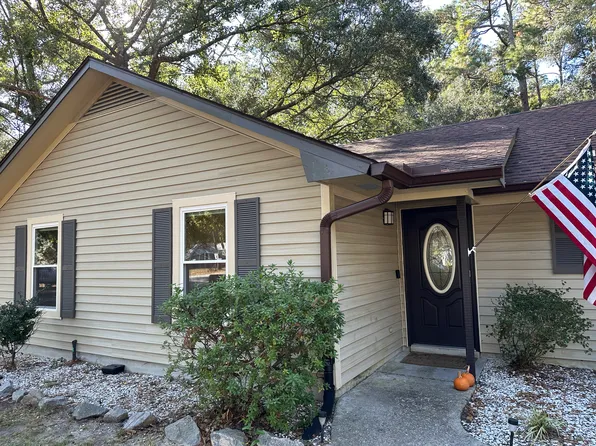 21 Robin St, Hilton Head Island, SC 29928