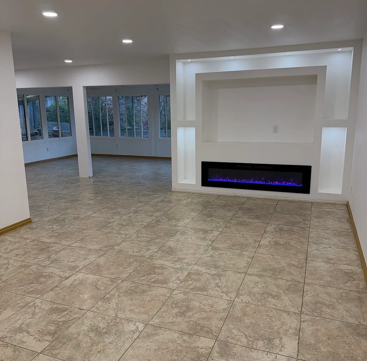 4 bed, 2047 sqft, $4,600 — Photo 3