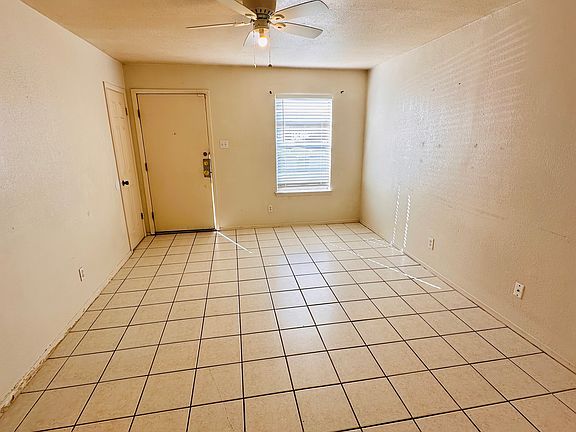 3rd image of 1210 Charisse St #A