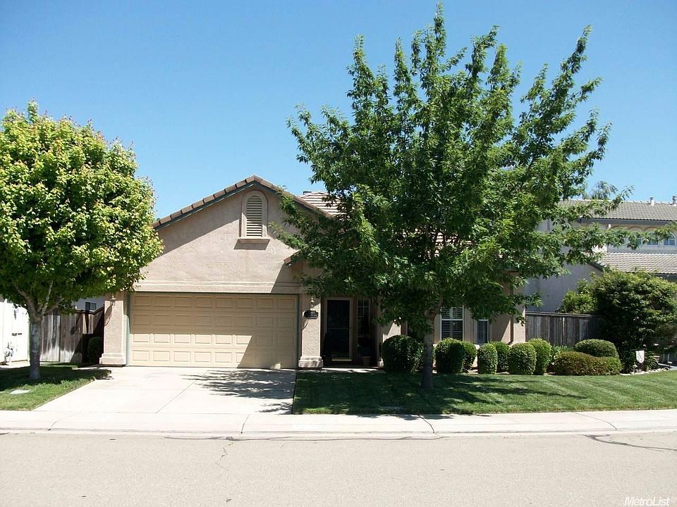 1st image of 2549 Candlewood Dr