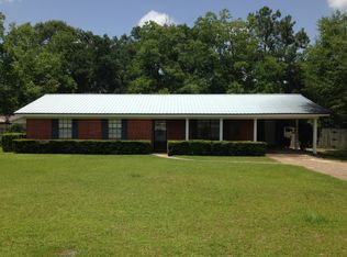 111 Dahlia Dr, Andalusia, AL 36420